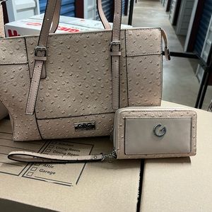 women’s shoulder bag and wallet